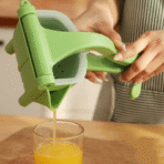 Manual Juice Squeezer Orange Juicer - Image 3