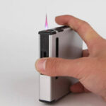 Metal 12 Pcs Cigarette Storage Box With Jet Flame Lighter